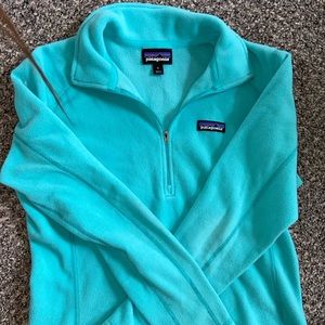 Patagonia teal fleece